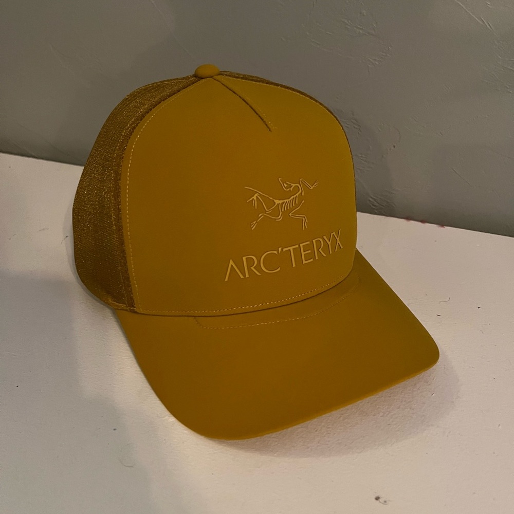 Arcteryx Logo Trucker